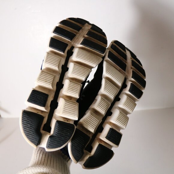 On Running Cloud 5 Mesh Running Shoes Womens 8 Black - Picture 6 of 8